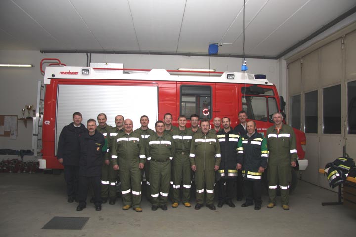 v.l.n.r.: BSB Schneider, HBI Kainrath, EBI Wimmer, V Rabl, EVM Hartner, LM Kaburek, LM Hochleitner, OFM Hartner, BI Kaburek, LM Kohl, HBI Rabl, FT Hartner, OBM Schrenk, BR Stiegler, EHBI Bichl, OBI Kampf