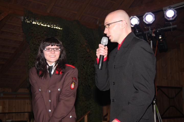 Kathrin Mühlbacher mit Moderator FT René Hartner