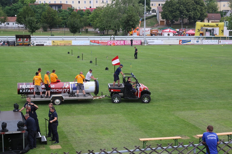 Vorbereitungen für den Fire-Cup